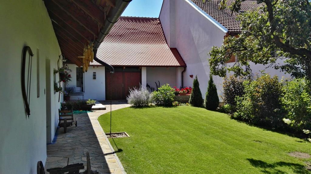 Slovacka Chalupa Strážnice エクステリア 写真
